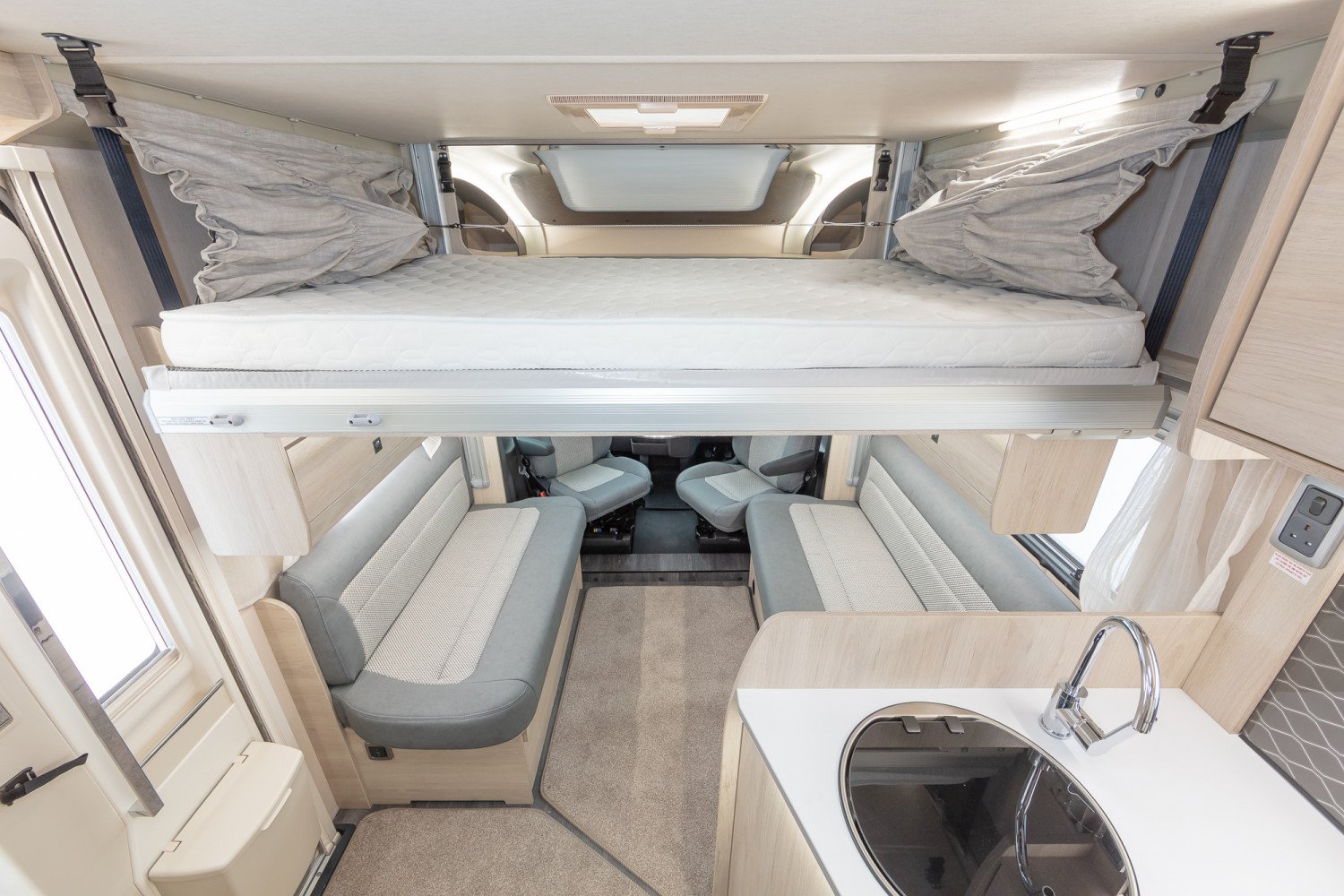 Auto Trail F70 drop down bed